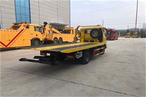 金州非事故拖车